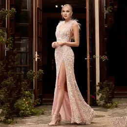 Berta Feather Mother of the Bride Prom Dresses Jewel Lace Appliques Pauli di pai paillettes in perline sirena abiti da sera su misura Sweep Train Special OCN 403 403