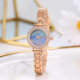 Relógios de pulso pequeno relógio de ouro feminino requintado dial luz luxo mãe shell