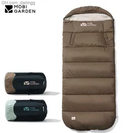 MOBI GARDEN Camping Sleeping Bag 1.8kg Outdoor Indoor Office Warm Large Portable Travel Q230828
