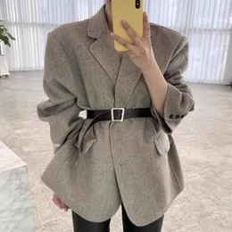 女性のスーツ韓国秋の女性ブレザーハイエンドスーツカラーフェイクポケットデザインゆるくて多目的なシングル胸のウールジャケットZ2725
