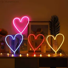 Love Heart LED Neon Light Dekoracyjne doładowanie romantycznej wyznania Modelowanie LED Neon Light na Walentynki HKD230825