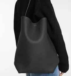 2023 tote bag the / row bucket bag grande capacidade ombro único portátil bolsa de couro real versátil bolsa designer o luxo leve e alto sentido estilo simples