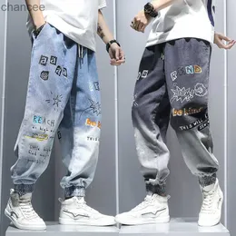 Граффити для печати джинсы мужские градиентные брюки хип -хопа гарема мультфильм Свободный повседневной лодыжку брюки грузовые джинсы для мужчин HKD230829
