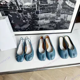 أعلى جودة Tabi Ballerina Shoes Women Luxury Designer متسكعون نصف أحذية غير رسمية Ballef Flat Flat أصلي جلدية الكعب الكعب