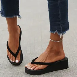 Chinelos senhoras sapatos 2023 tanga mulheres verão cor sólida casual praia cunha plataforma feminina grande tamanho