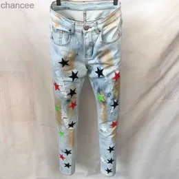 Sonbahar çok renkli deri yıldız patchwork yırtık delik tasarımı esnek jean hip hop tarzı pantolon erkekler için panel jean kot pantolonlar hkd230829