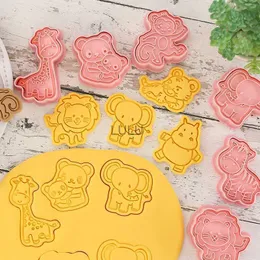 8Pcs/set Forest animal Cookie Cutters Plastic 3D Cartoon Pressable Biscuit Mold Cookie Stamp Kitchen Baking Pastry Bakeware Tool HKD230828