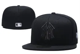 Hochwertige Einstellkappenbriefgröße Hats Baseball Caps Designer Mehrere Stile für Erwachsene Flat Peak für Männer Frauen Voll geschlossene L18