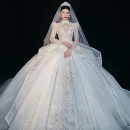 Abiti da sposa principessa Ball Gown Sweetheart maniche lunghe Abiti da sposa musulmani di cristallo di lusso abiti da sposa designer arabo Applique in pizzo Sweep Train abito da sposa