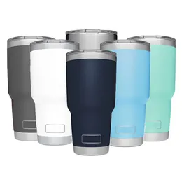 Vattenflaskor 30oz Travel Mugg Ice Cup Yetys Tumbler 304 Rostfritt stål Double Vägg Vakuumisolerat kaffe Botella Garrafa Bottle 230829