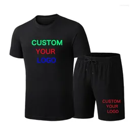 Chándales para hombres Personalice su logotipo Hombres Chándal de manga corta Ropa deportiva sólida Gimnasio informal Conjunto de 2 piezas Camiseta Pantalones cortos Trajes deportivos para el verano