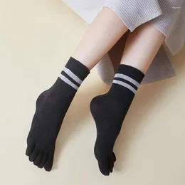 Kadın Çorap Çizgili Pamuklu Beş Parmak Ayak Parçası Nefes Alabilir Yumuşak Kısa Çorap Kızlar Sokak Giyim Dropship Kalsetinler Mujer Calsetas Meias