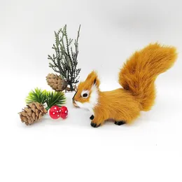 Decorative Figurines Nordic Style Squirrel Miniatures Bedroom Decor Table Display Ornaments Simulation Cute Plush Mini Stuffed Animal