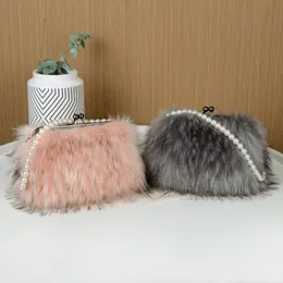 Factory wholesale women shoulder bags 10 colors Mao Mao Pearl chain bag elegant atmosphere clip imitation fur plush handbag sweet and lovely beaded handbags 1455#