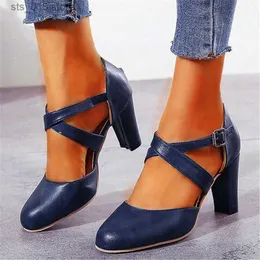 Klackar tå runda kvinnor 2022 Autumn High New Chunky Heel Casual Platform Women's Shoes Female Belt Buckle Ankle Boots T230829 284 'S