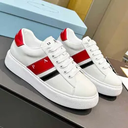 10A 2023 News Shoes Sneakers Fashion Small White Shoes Couple Models Relaunch Elegant and Generous Cowhide Mixed Sheepskin Colorful Shoes 02