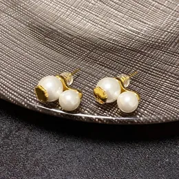 Modeörören kvinnor designer chic pärla örhänge präglade örhängen med låda symmetriska bokstäver t designer smycken orecchini luxe m-5