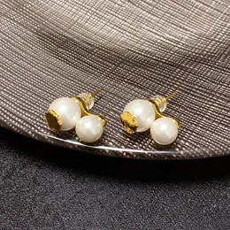 Moda orelha studs feminino designer chique pérola brinco em relevo com caixa letras simétricas t designer jóias orecchini luxe M-5