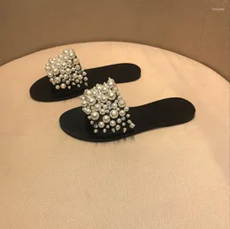 Slippers UVRCOS Summer Pearls Beaded Flat Shoes Outside Wearing Modern Sexy Open Toe Casual Slides