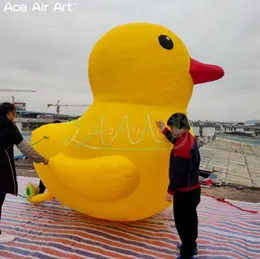 Atacado clássico 5 m/16,4 pés com ventilador inflável animal pato amarelo pop up mascote para exposição ao ar livre feito por Ace Air Ar