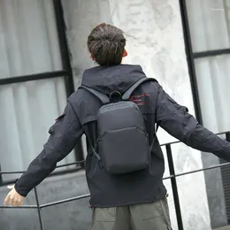 Rucksack im japanischen Stil, modisch, für Herren, einfarbig, schwarz, kleine Herrenrucksäcke, lässig, Mini-Reise, leicht, für Herren