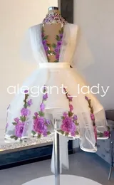 Fiori viola Tulle bianco Abiti corti da ballo di fine anno Gonna gonfia Mezza manica Organza Mini abito da sera per compleanno