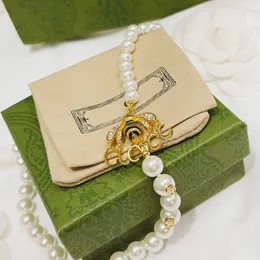 قلادة لؤلؤة فاخرة G Designer Jewelry for Women Gold Bee Charm Netlaces Wedding Chokers Chains Assigners Gm-5