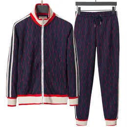 Nya herraresuitedesigner Tech Zipper Långärmhuvor Jackor Jackor Pants Sportkläder Set Woman Letter broderad jogger Leisure Sweat Suit M-3XL