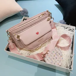 Evening Bags Luxury Heart Bag 2 Pcs set Women Shoulder Fashion Chain Wide Strap Crossbody Messenger Purse Solid Color 230831