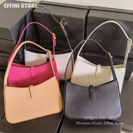 Bolsas de axila HOBO de alta qualidade Marca Original LE5A7 Bolsas de luxo femininas Bolsas de couro genuíno real A sacola nas axilas Bolsa de ombro crossbody atacado