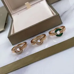 Tasarımcı Yüzük Kadın Mücevherleri Gümüş Altın Aşk Yüzük Mektubu Kutu Moda Erkekleri Bir Yüz Ring Lady Party Hediyeler