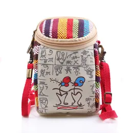 イブニングバッグの民族スタイルの小さな携帯電話バッグ女性刺繍キャンバスクロスボディ肩のメッセンジャーのための女の子の学生230831