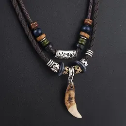Pendant Necklaces Vintage Men Bohemian Wolf Tooth Necklace Woven Handmade Cross Beads Stylish Tribal Design Rope Jewelry 230831