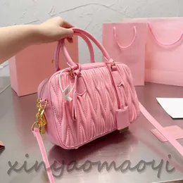 MM Classic Tote Bag , Cute everything bag Designer bag, logo small pleats, lambskin fabric, women's handbag, shoulder bag, crossbody bag, size: 25*16cm 825997