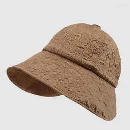 Berets estilo plissado seersucker balde chapéu para mulheres primavera e verão traseiro aberto casual boné protetor solar pescador praia-chapéu