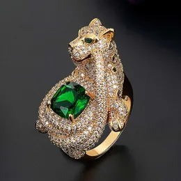 Pierścionki ślubne Zlxgirl moda Woman oświadczenie lampart kształt zwierzęcy pierścień zielony cyrkon oczy Dubai Gold Color Ring Para Bijoux aneis 230831
