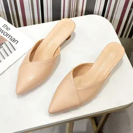 Sapatos de vestido sapatos femininos verão estilo coreano apontado dedo do pé baotou usar metade arrastar senhoras com sandálias e chinelos 230830