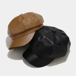 Berets moda stała kolor czapki ośmioboczne czapki żeńska jesienna zima skóra retro stylowa artysta malarz sboy caps beret kobieta