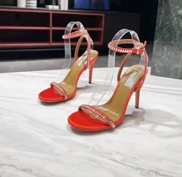 Markalar Olie Crystal Sandals Ayakkabı Yüksek Topuk Kadınlar Yürüyüş Partisi Düğün Seksi Lady Elbise Lüks Gladyatör Sandalyas EU35-43