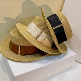 여성용 고품질 수제 플랫 탑 밀짚 모자 봄 여름 패션 페도라 모자 홀리데이 해변 선 모자