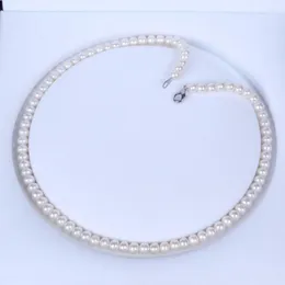 Kedjor Klassisk vit knapp äkta pärlhalsband smycken Kvinnor Choker Blade Rope Chain for Mum Party