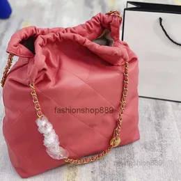 bag Chain Totes Designer Vintage Women Bags Solid Color Leather Bag Large Shopping Handbags Golden Pendant Claic Handbags tops quality 2023