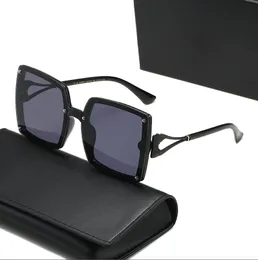 Designer zonnebrillen voor dames en heren Fashion Model Speciale UV 400 bescherming Letter Leg Double Beam Frame Outdoor Brands Design zonnebrillen