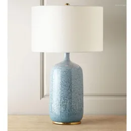 Lampy stołowe amerykańska miedziana lampa ceramiczna kreatywna sypialnia nocna prosta niebieska porcelanowa chińska klasyczna dekoracja