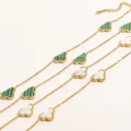 Женское дизайнерское подвесное ожерелье Цветы 18K Золото покрыта из нержавеющей стали ожерелья Кокерская цепь буквы подвесная мода свадебные украшения