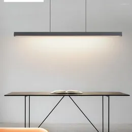 Hängslampor restaurang ljuskrona nordisk minimalistisk personlighet matbord bar modern stil internet kändis designer