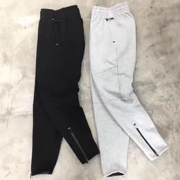 2020 Space Cotton Classic Sports Sports Space Cotton Pants Chinos Skinny Joggers Comouflage 남자 새로운 패션 하렘 바지 긴 단색 269t