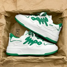 2023 män kvinnor löpskor vit svart vit grön ökar bekväma herrtränare utomhus sneakers storlek 39-44 color10