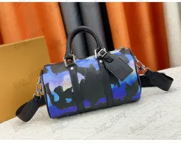 Keepall 25 Camouflage Graffiti Mini Travel Bag Bage Leator Leather Leather Pillow Crossbody Bag Bag Crossbod