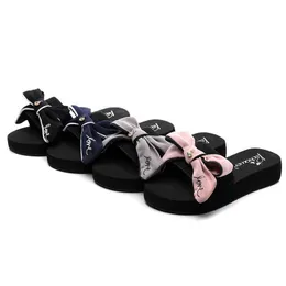 Slipper Synxdn 2022 Nya sommarbarns tofflor Bow platta skor för flickor Soft Sole Glides Beach Shoes Vacation Travel Shoes T230302